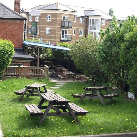 Jolly Brewers Free House Inn Bishop's Stortford Dış mekan fotoğraf