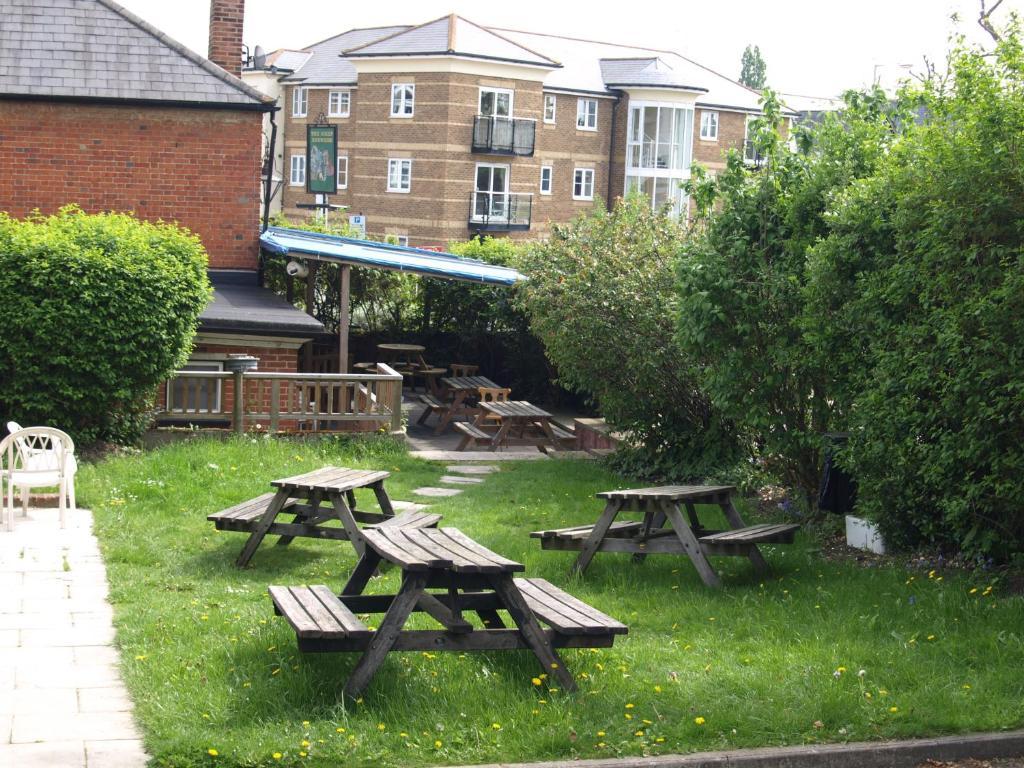 Jolly Brewers Free House Inn Bishop's Stortford Dış mekan fotoğraf